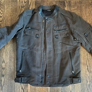 Men’s H-D brown leather jacket.  Like new condition. Rarely worn.